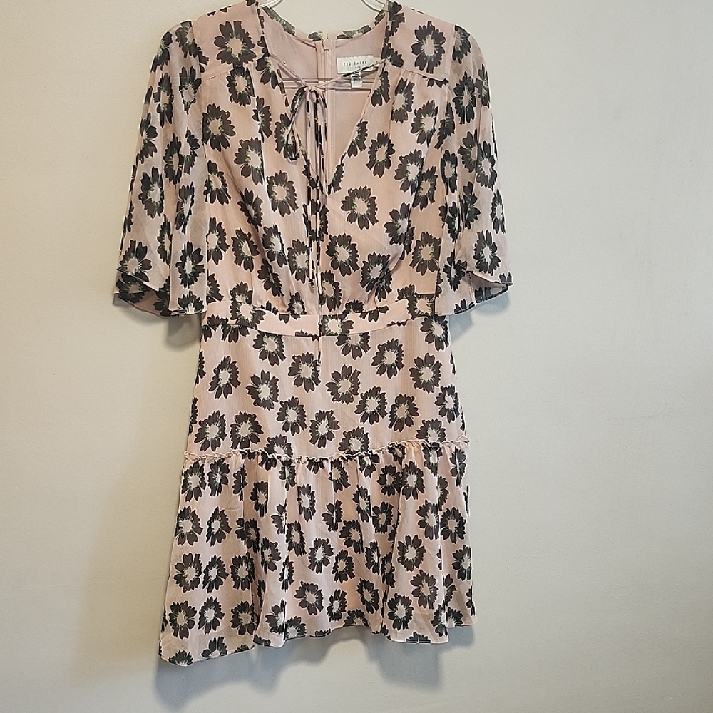 Ted Baker Pink Black V-Neck Floral Boho Mini Dress Spring Ruffle Hem Designer 3 - Picture 4 of 11